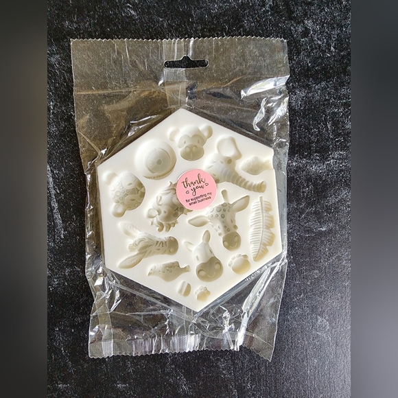 Safari Theme Chocolate Fondant Gum Paste Silicone Mold NEW - Picture 2 of 7